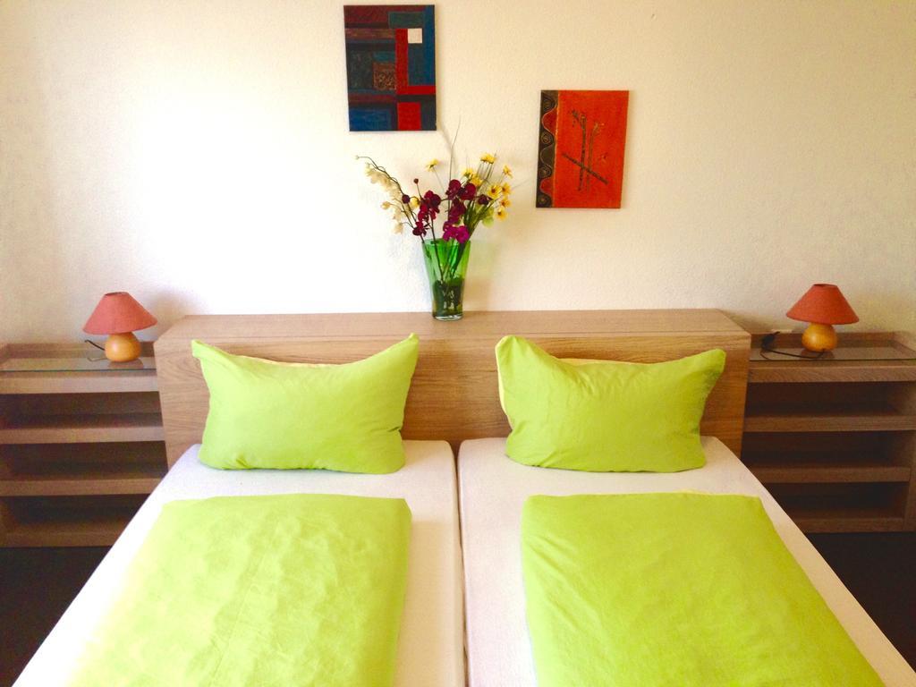 Hotel-Zahringerstube Neuenburg am Rhein Δωμάτιο φωτογραφία